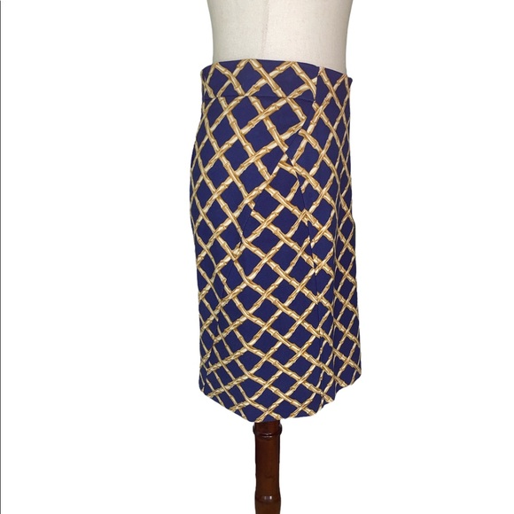 J. McLaughlin Navy Blue & Tan Bamboo Trellis Pencil Skirt - 2 - Picture 4 of 11